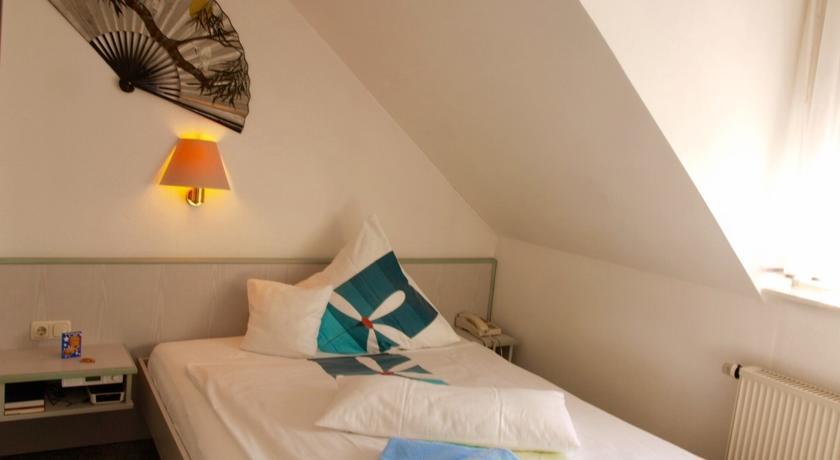 Landgasthaus Bonn バウナタール 部屋 写真